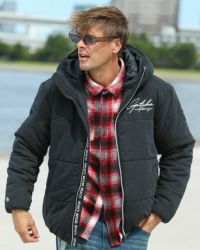 ブラック：183cm/70kg(Lサイズ着用)