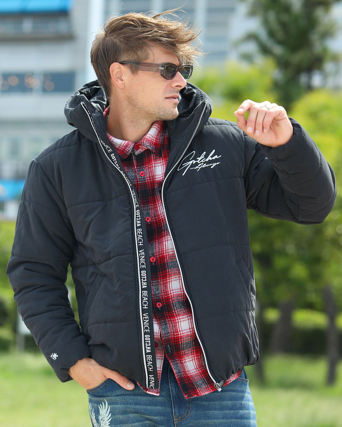 ブラック：183cm/70kg(Lサイズ着用)