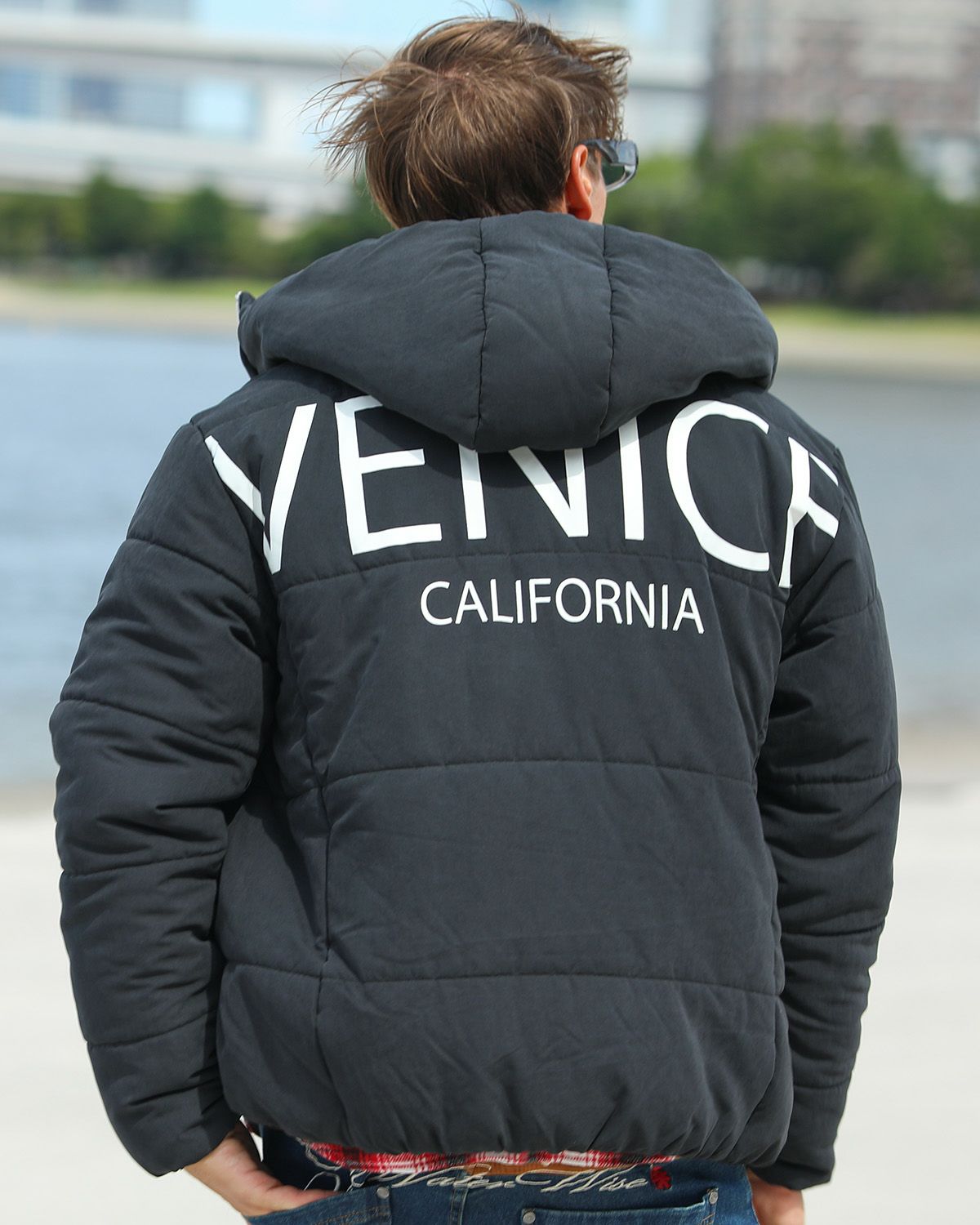 ブラック：183cm/70kg(Lサイズ着用)