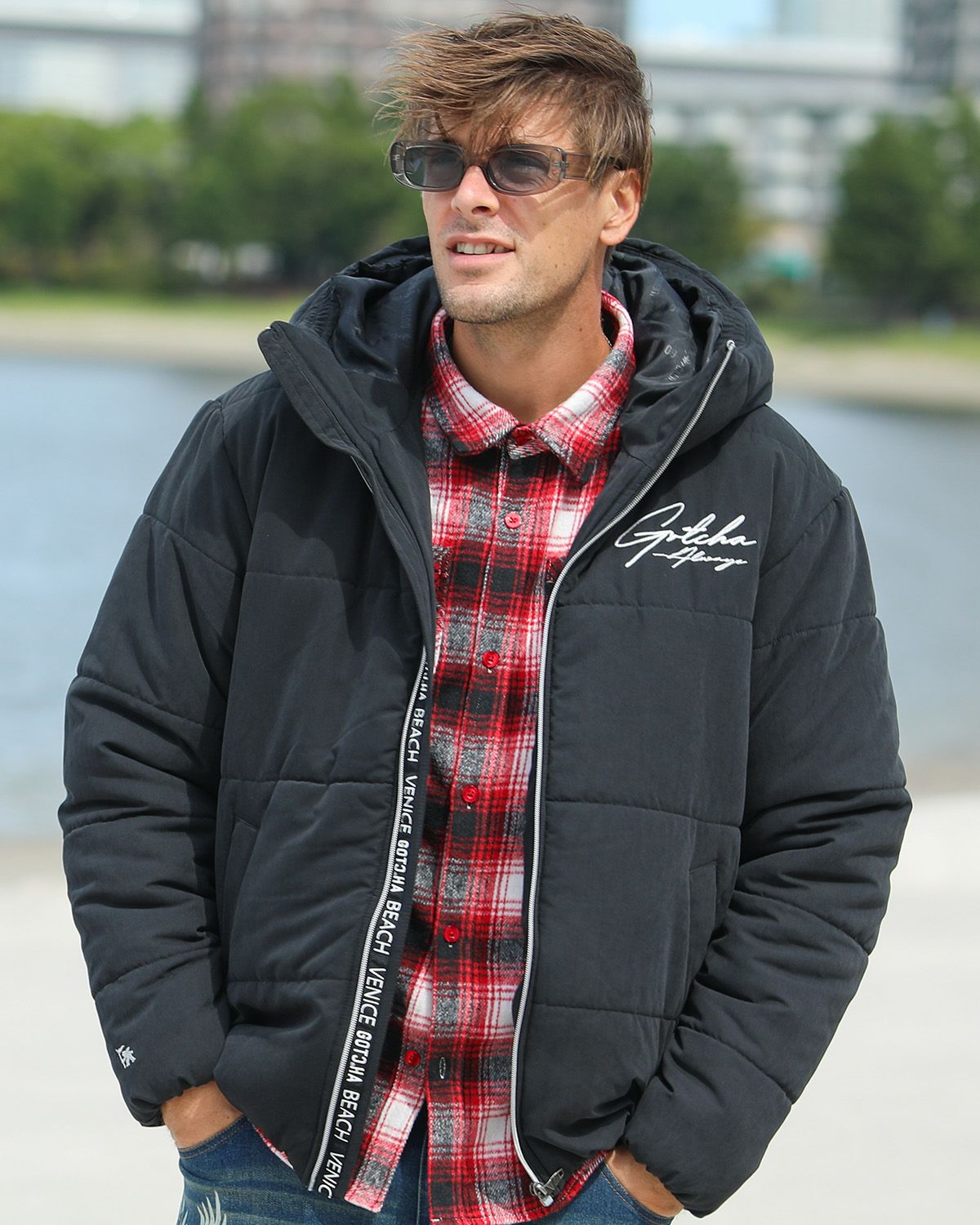 ブラック：183cm/70kg(Lサイズ着用)