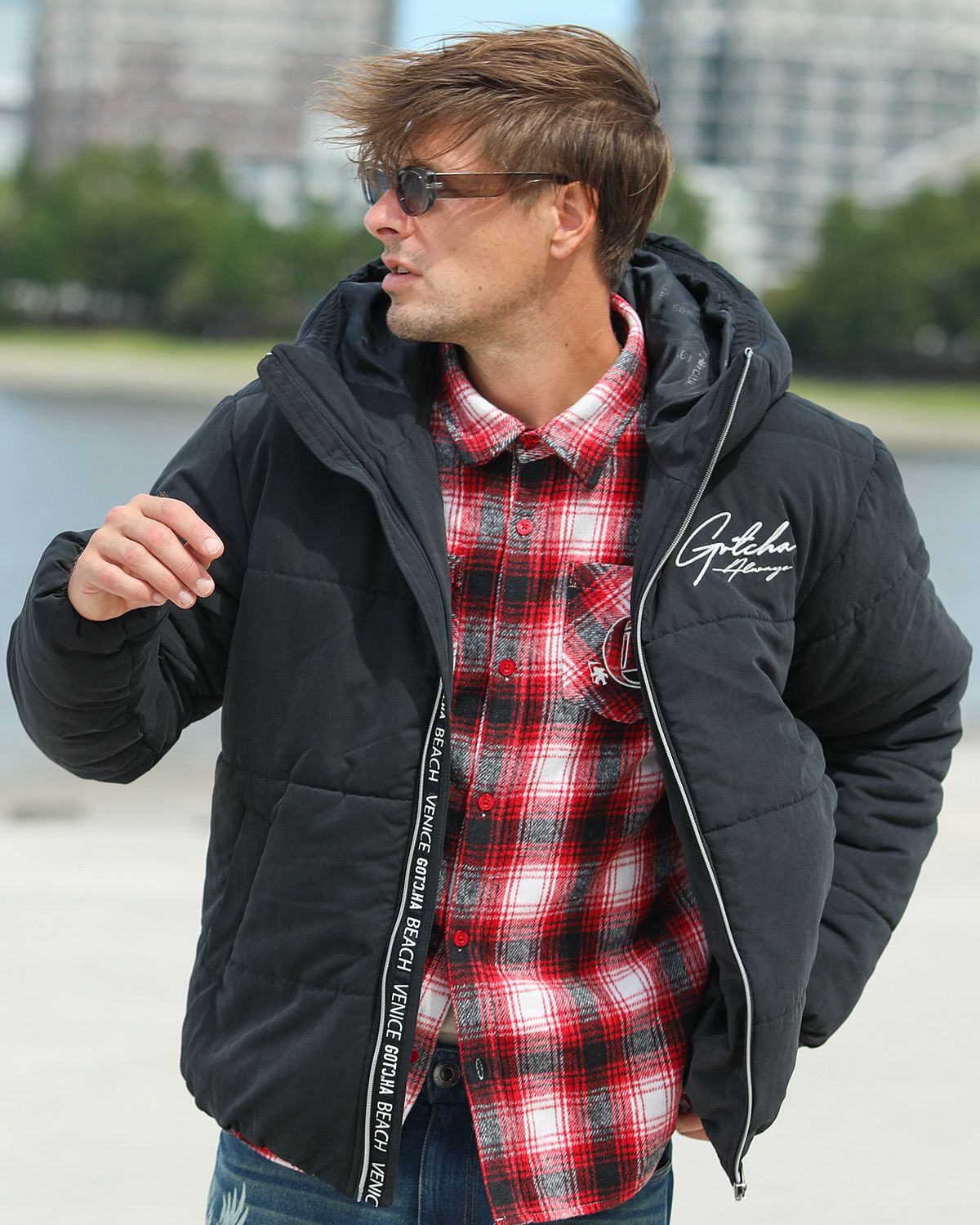 ブラック：183cm/70kg(Lサイズ着用)