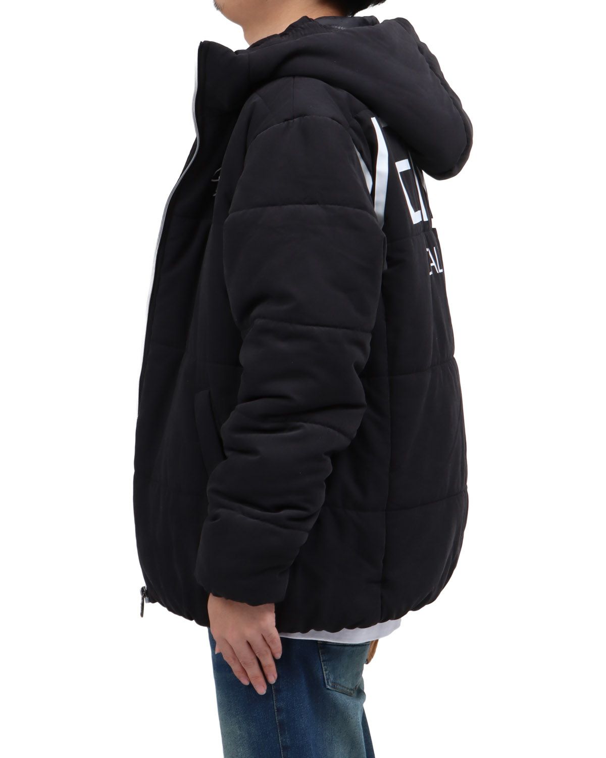 ブラック：173cm63kg(Lサイズ着用)