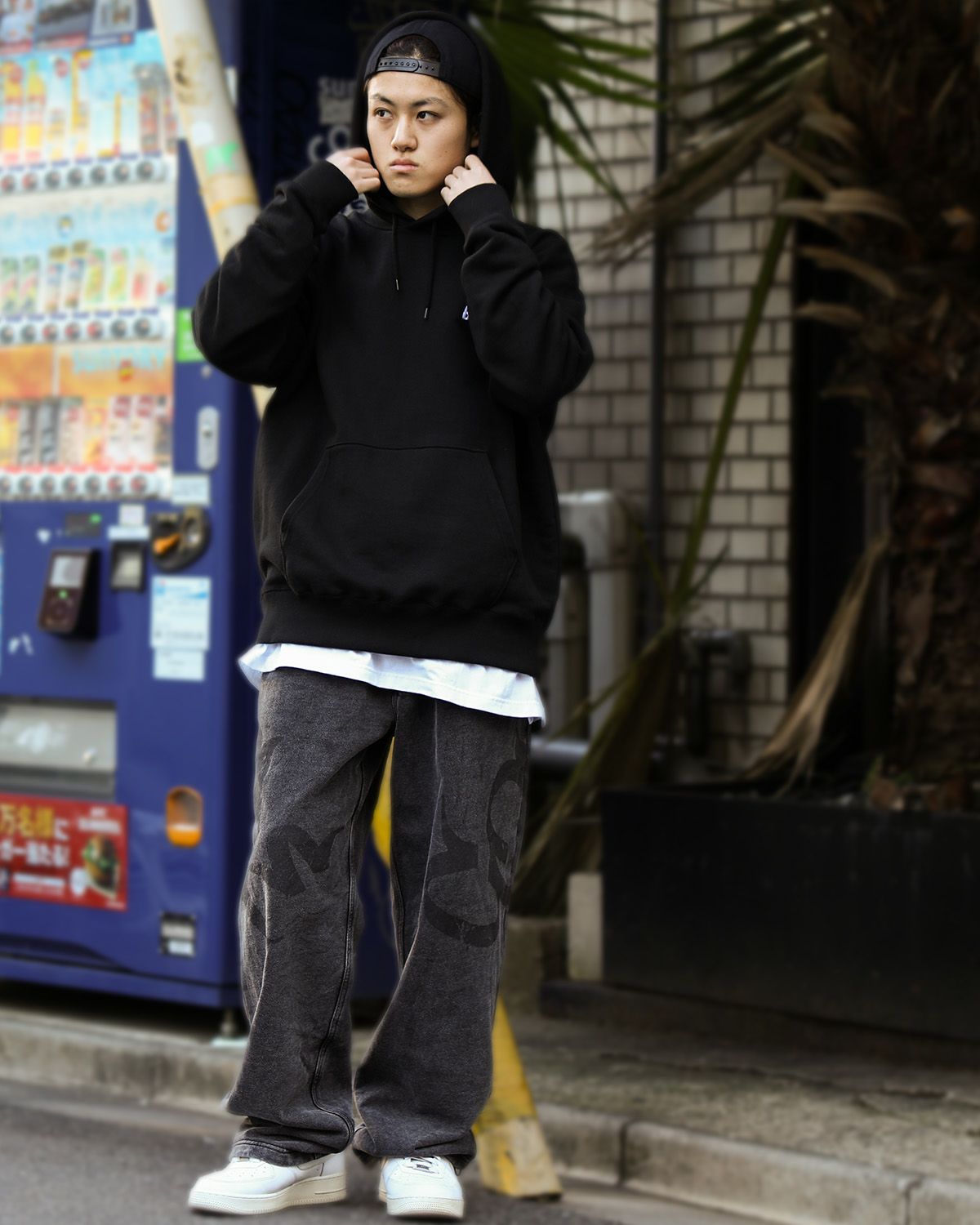 ブラック：168cm/55kg(Lサイズ着用)