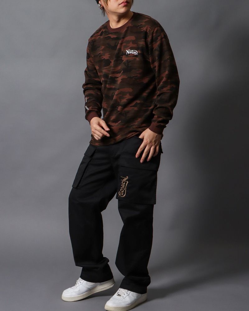 オリーブ：178cm/75kg(Lサイズ着用)