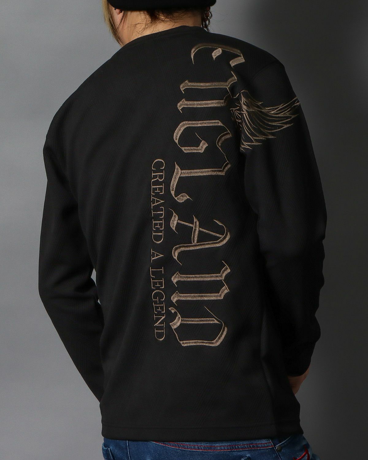 ブラック：178cm/75kg(Lサイズ着用)