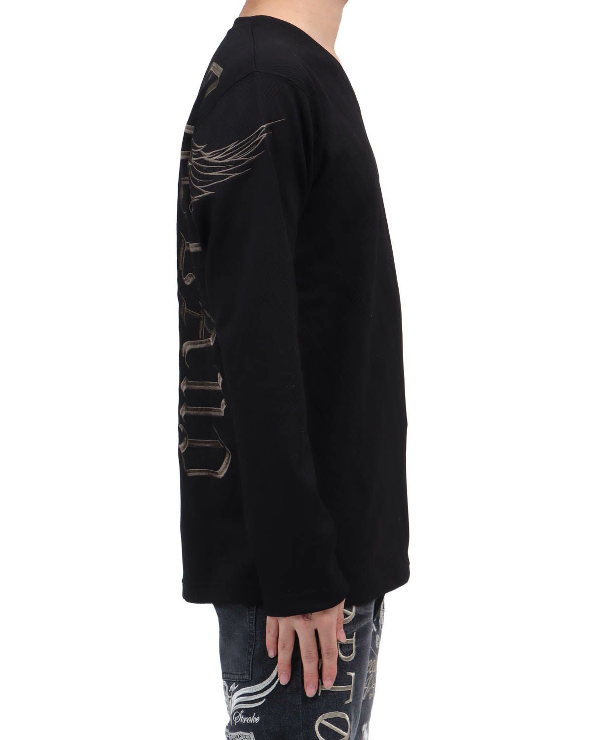 ブラック：173cm63kg(Lサイズ着用)