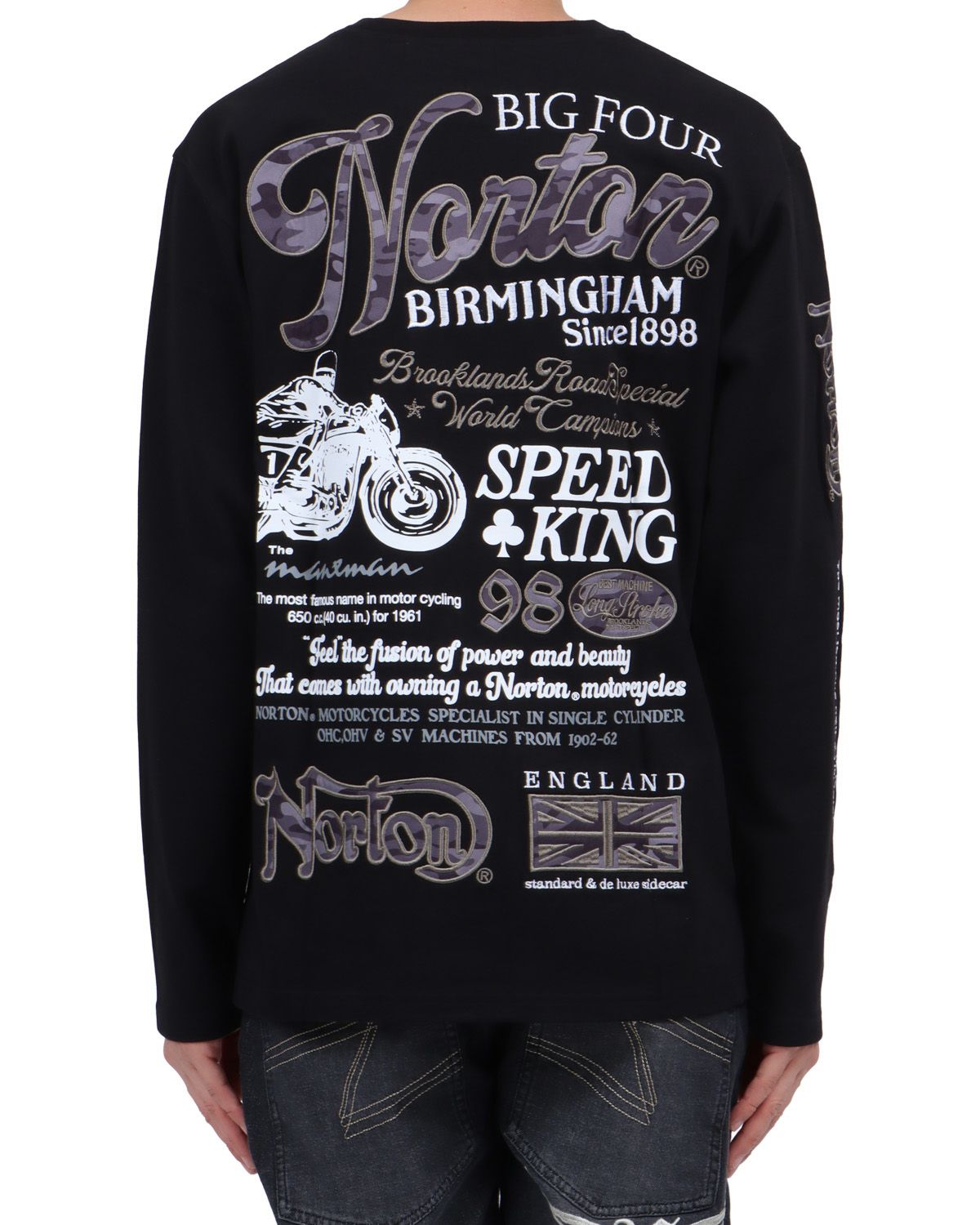 ブラック：174cm62kg(Lサイズ着用)