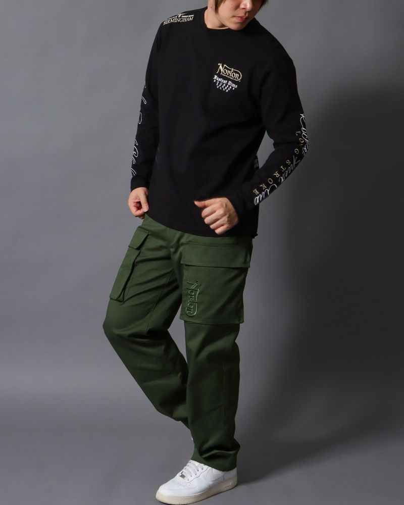 ブラック：178cm/75kg(Lサイズ着用)