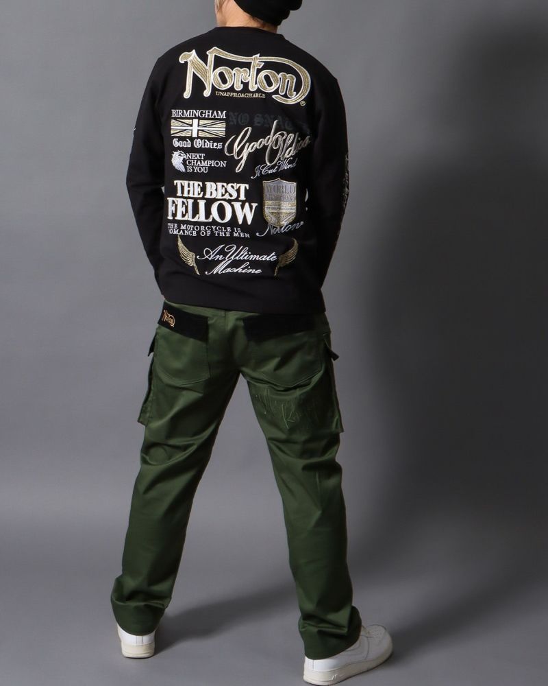 ブラック：178cm/75kg(Lサイズ着用)