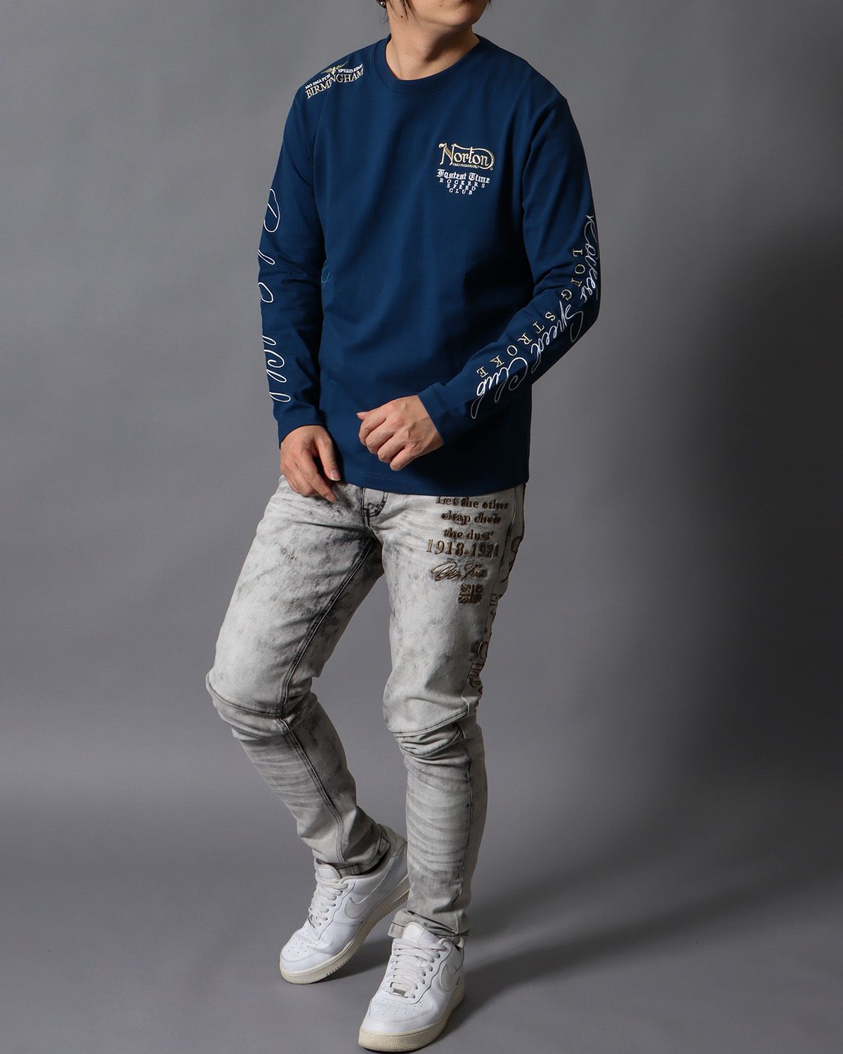 ブルー：178cm/75kg(Lサイズ着用)