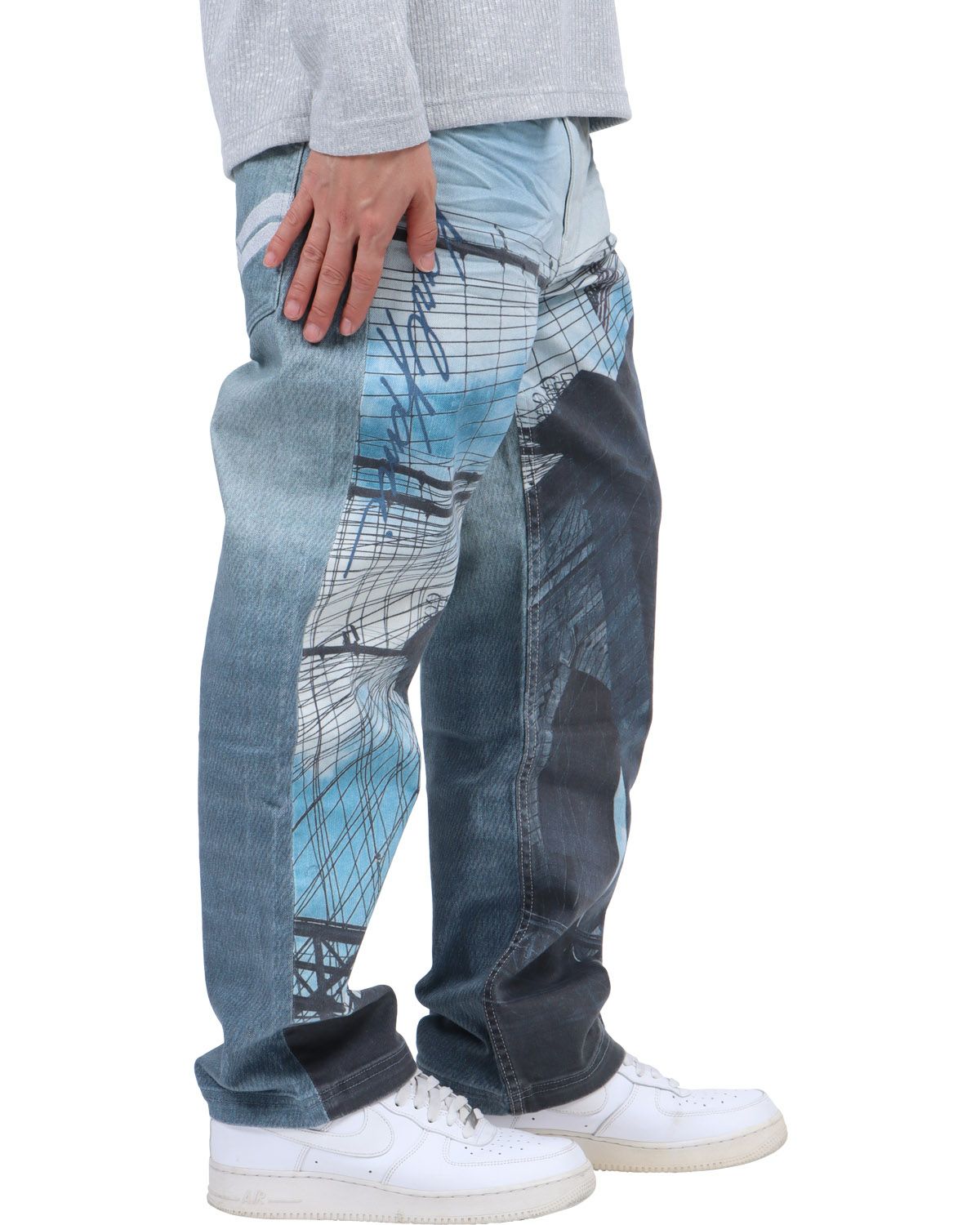 インディゴ：174cm62kg(Mサイズ着用)