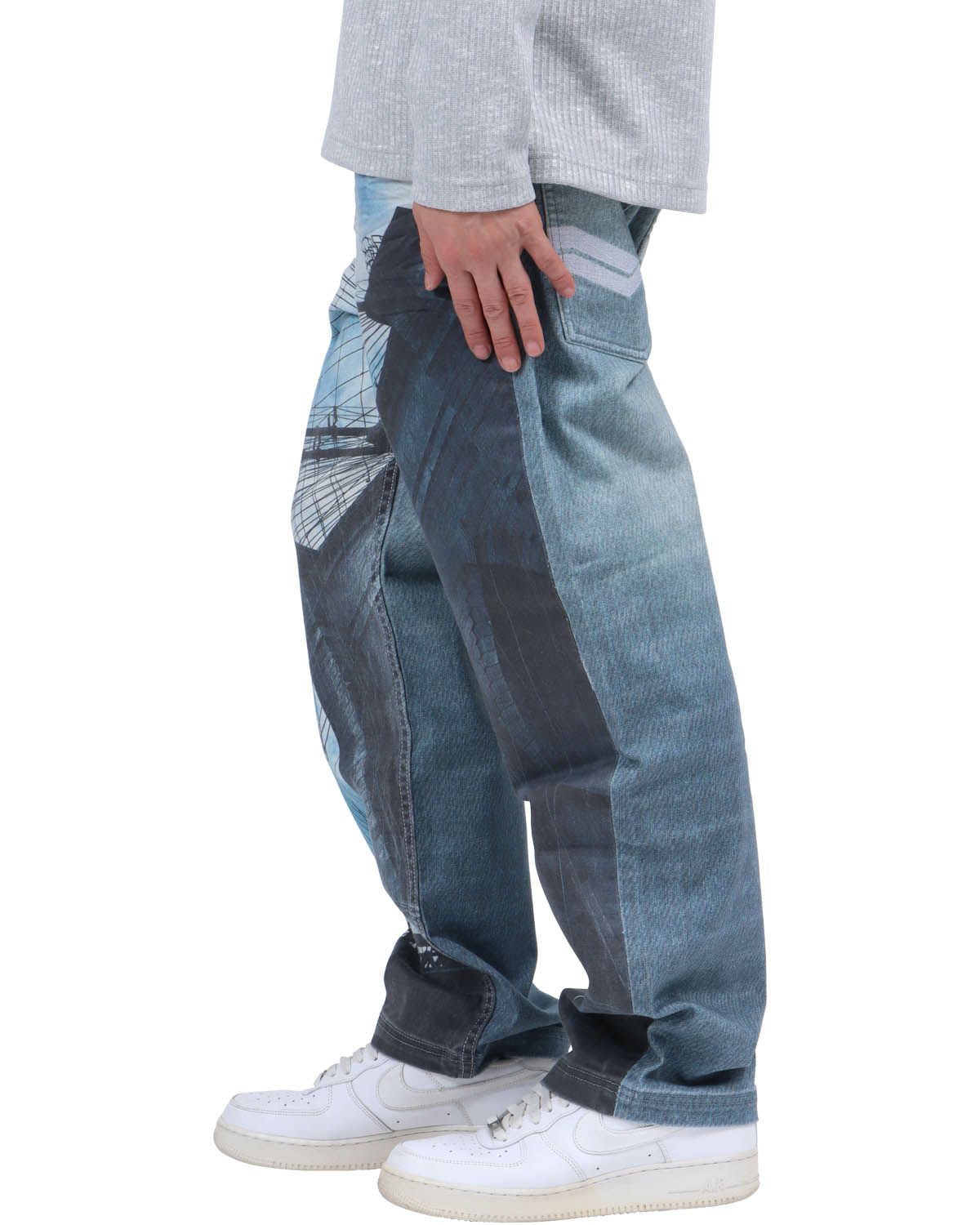 インディゴ：174cm62kg(Mサイズ着用)