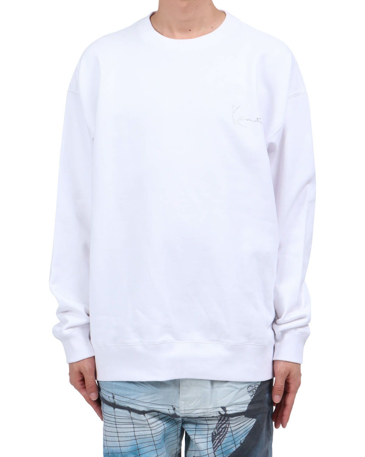 ホワイト：174cm62kg(Lサイズ着用)