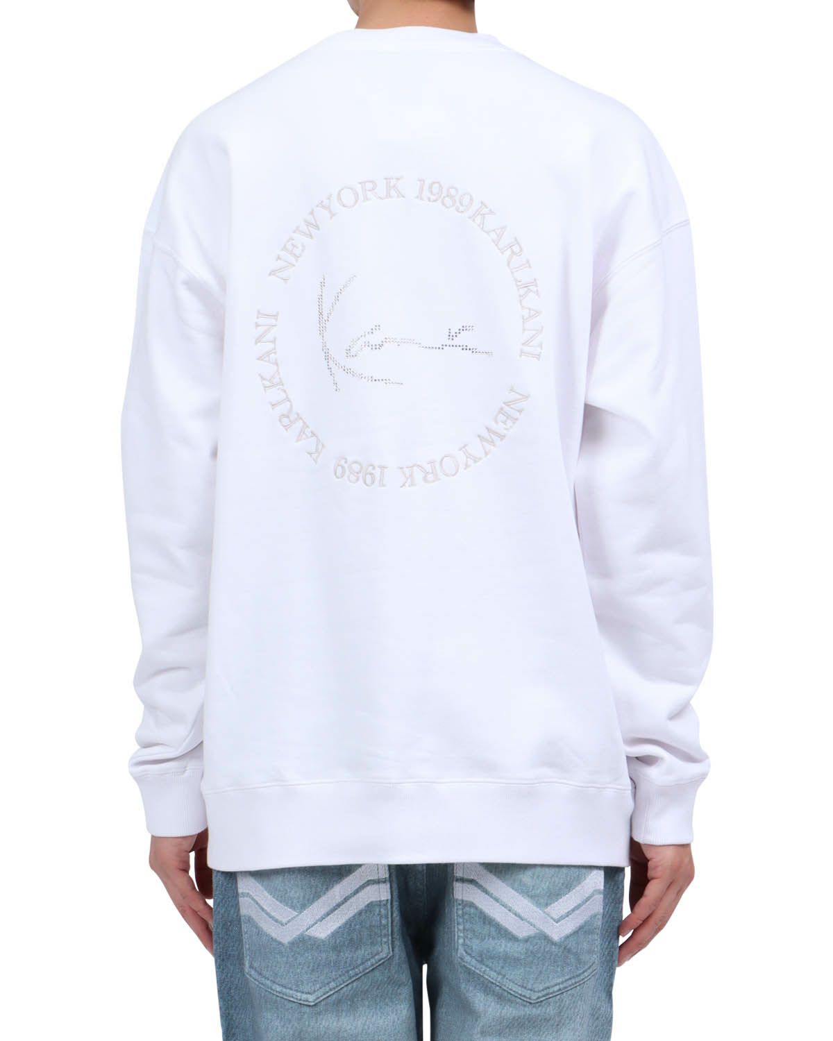 ホワイト：174cm62kg(Lサイズ着用)