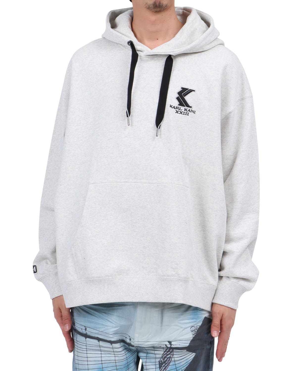 シロモク：174cm62kg(Lサイズ着用)