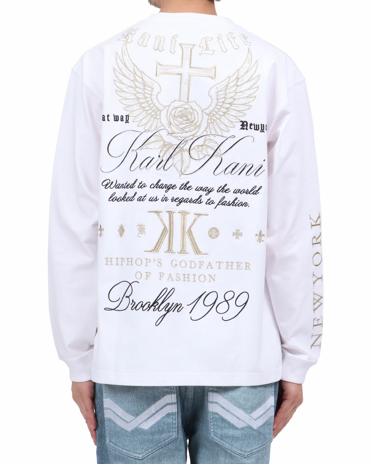 ホワイト：174cm62kg(Lサイズ着用)