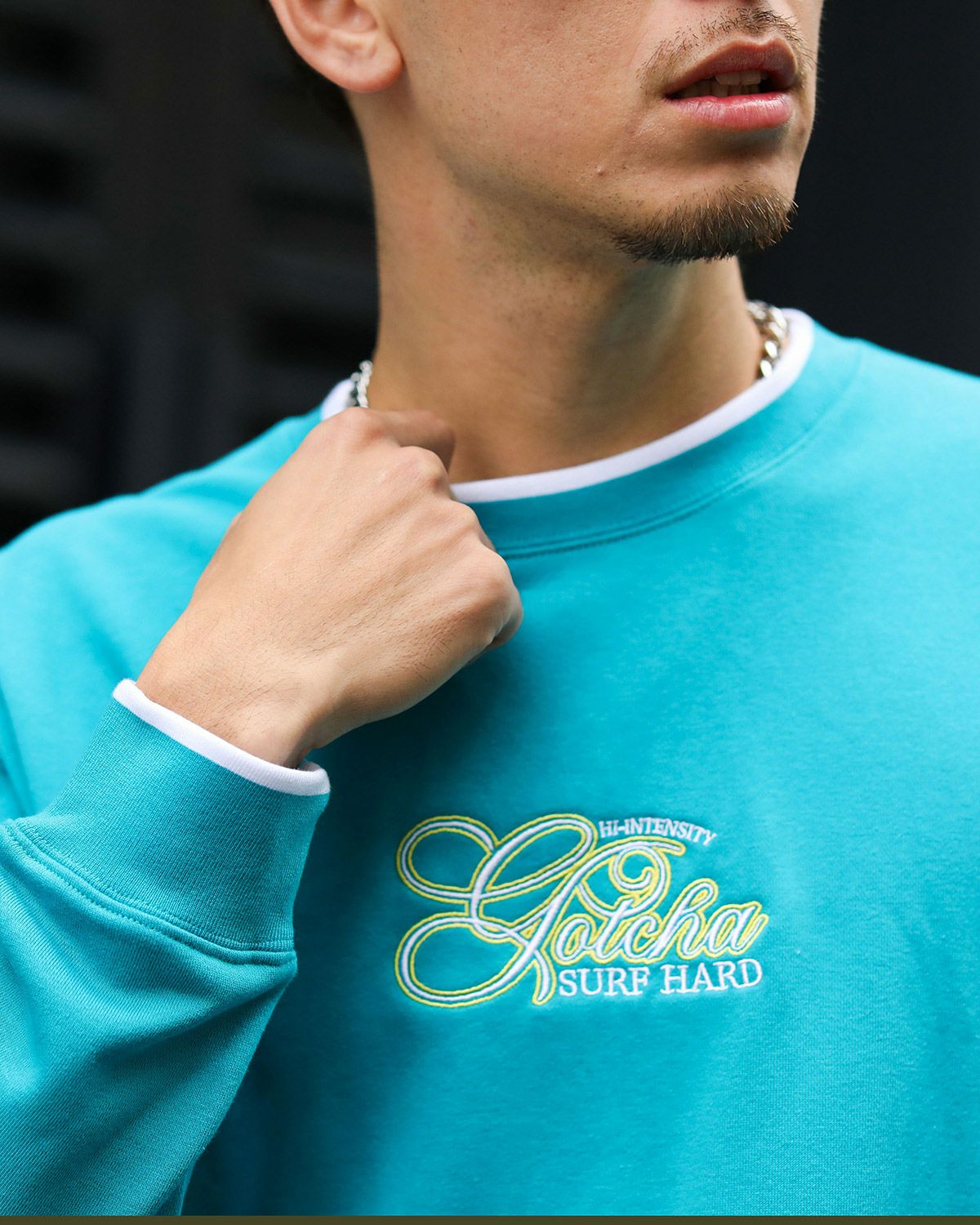 ターコイズ：180cm/70kg(Lサイズ着用)