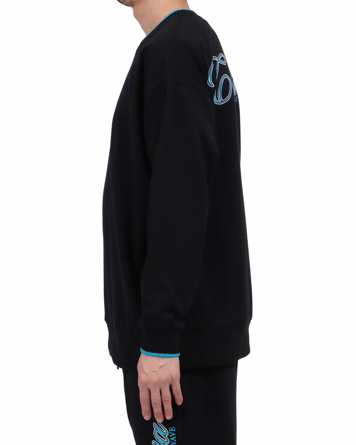 ブラック：174cm62kg(Lサイズ着用)