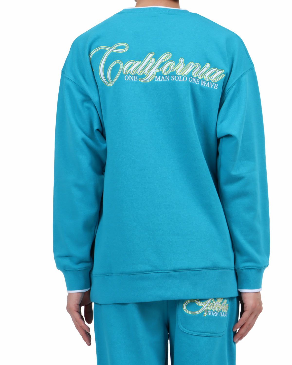 ターコイズ：174cm62kg(Lサイズ着用)