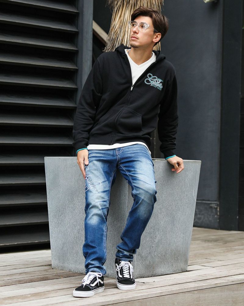 ブラック：180cm/70kg(Lサイズ着用)