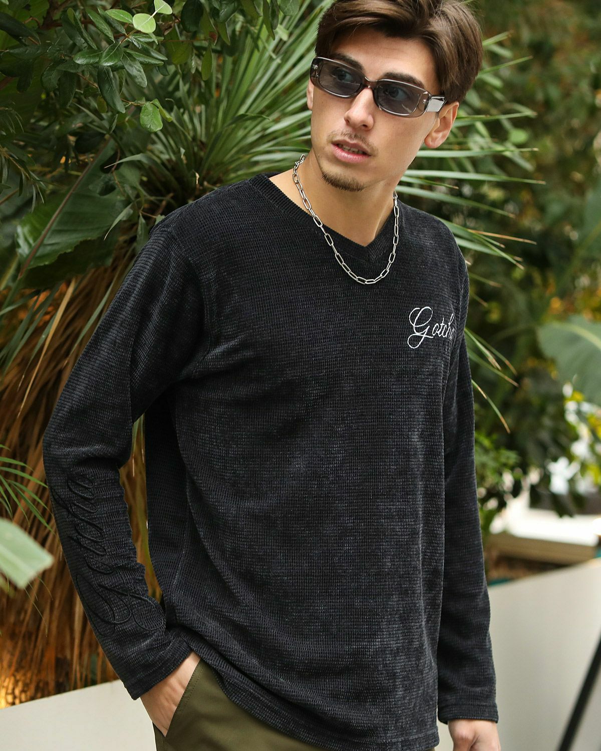 チャコール：180cm/70kg(Lサイズ着用)