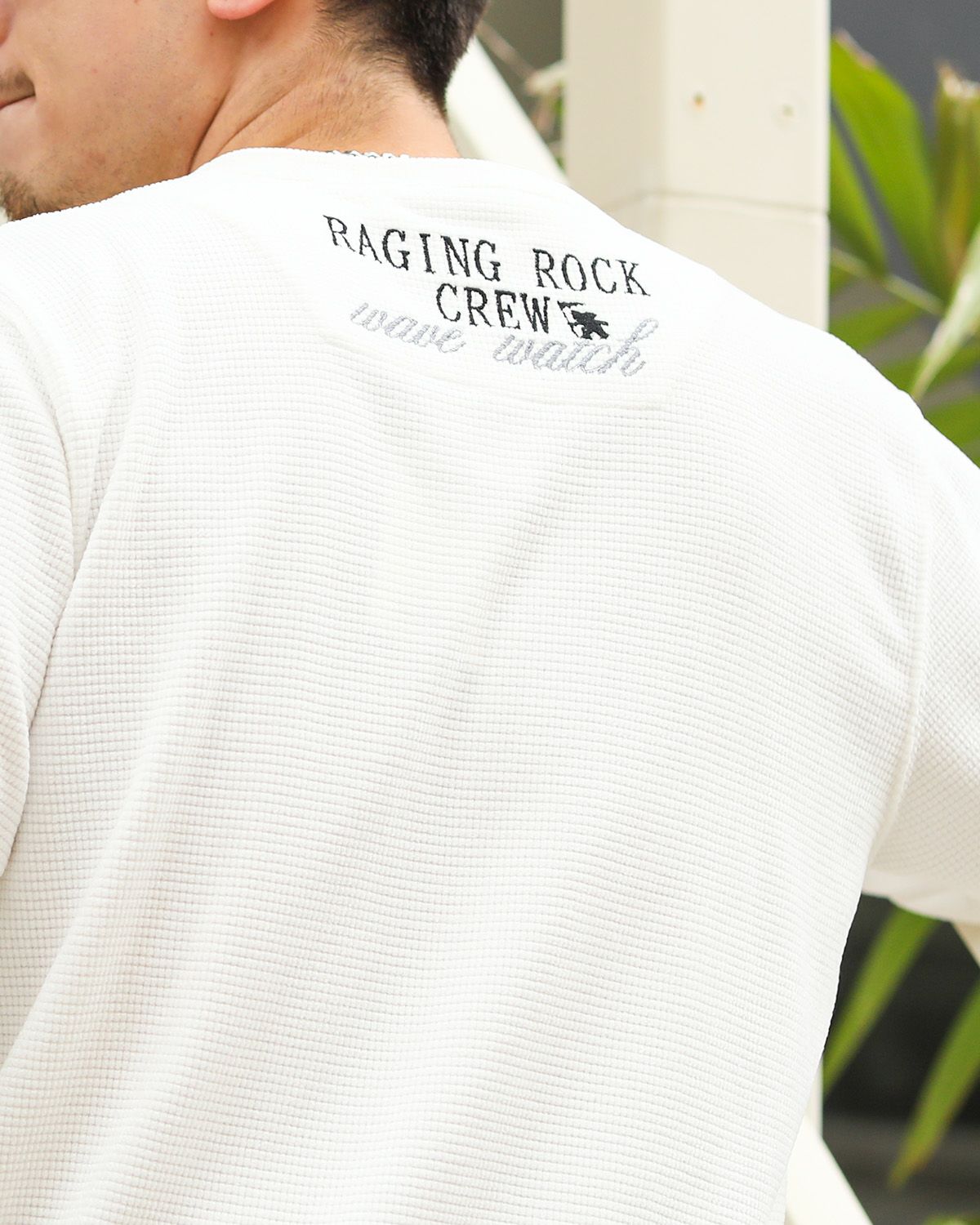 ホワイト：180cm/70kg(Lサイズ着用)