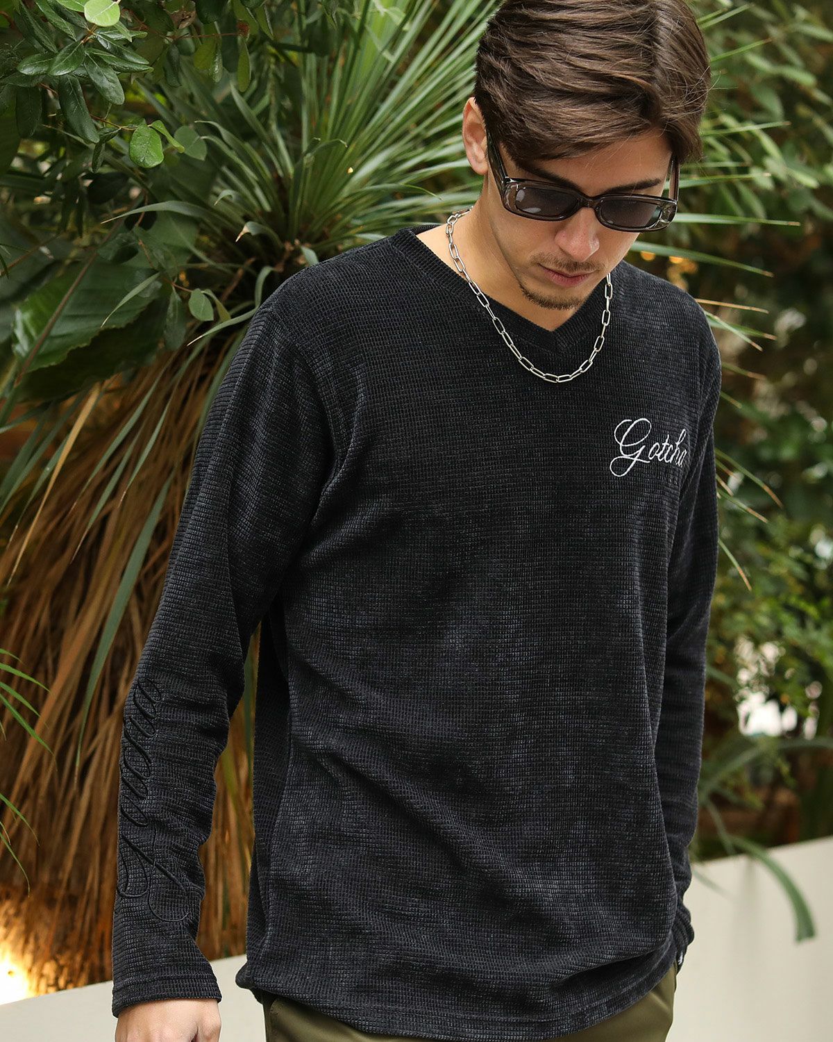 チャコール：180cm/70kg(Lサイズ着用)