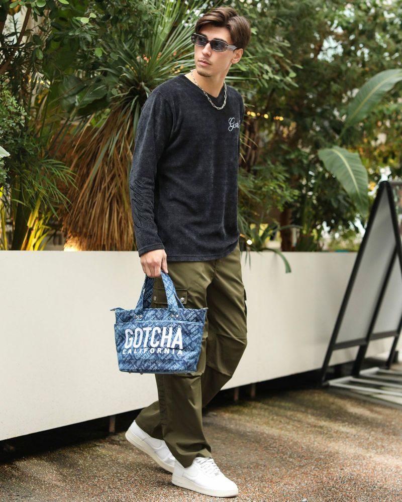 チャコール：180cm/70kg(Lサイズ着用)