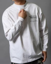 ホワイト：178cm/75kg(Lサイズ着用）