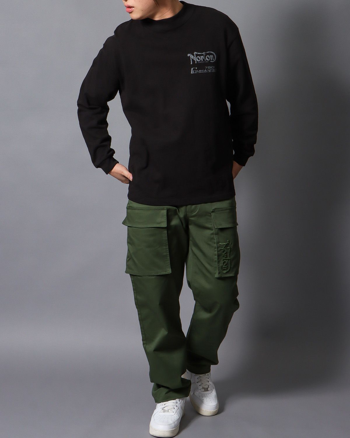 ブラック：178cm/75kg(Lサイズ着用）