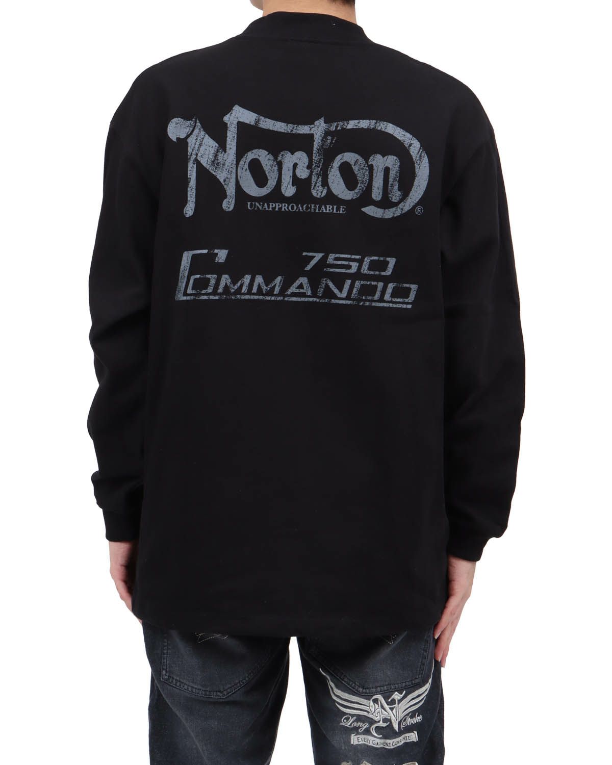 ブラック：173cm63kg(Lサイズ着用)