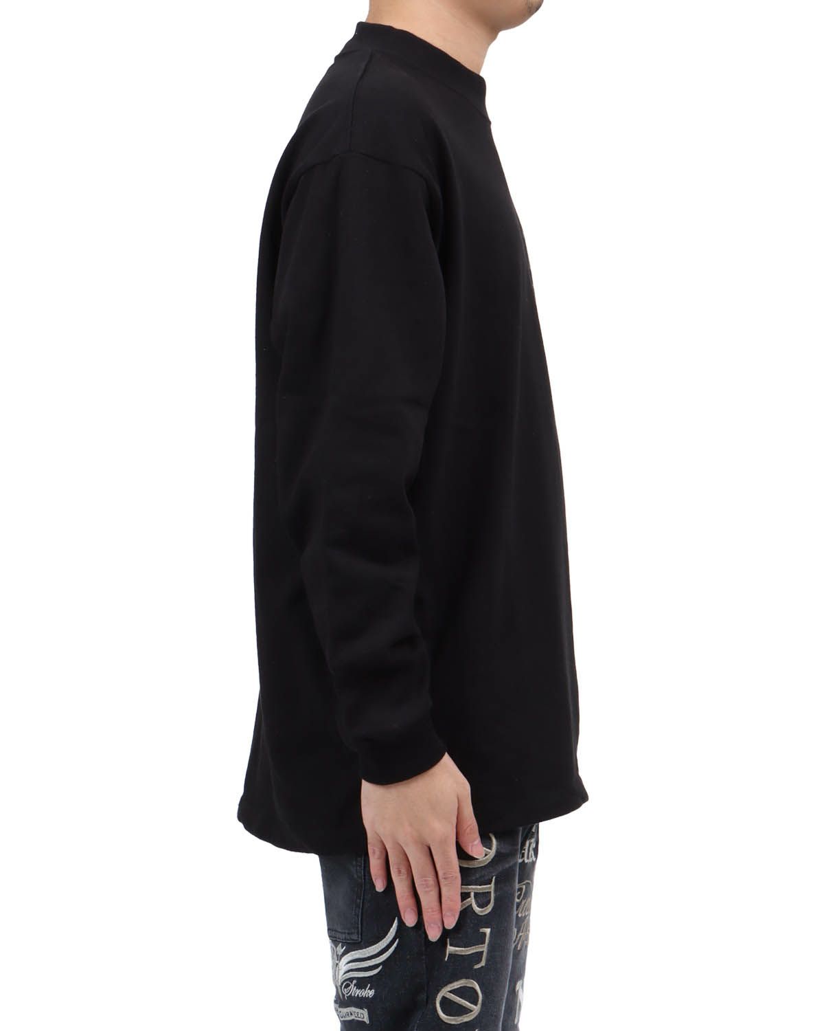 ブラック：173cm63kg(Lサイズ着用)