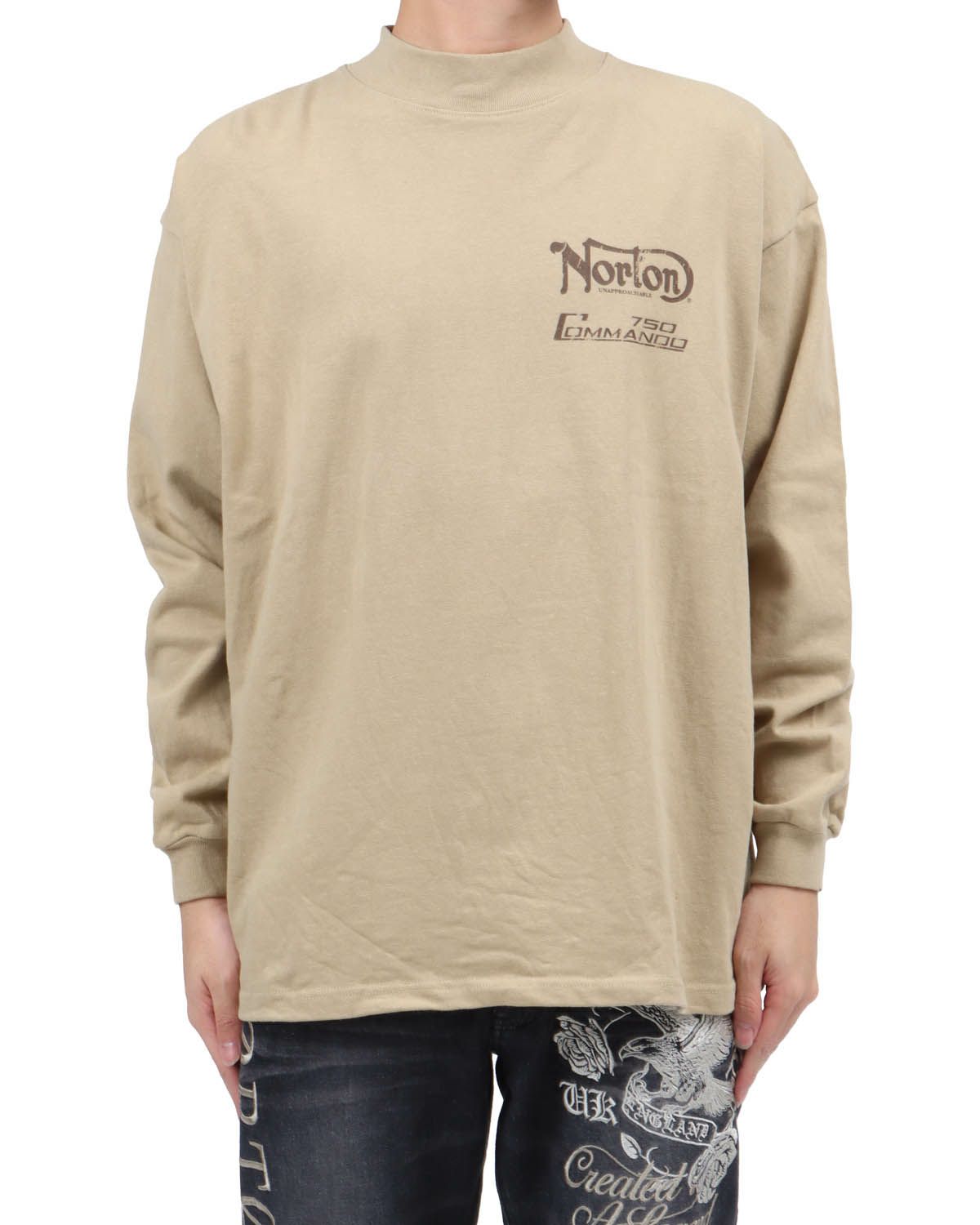 ベージュ：173cm63kg(Lサイズ着用)