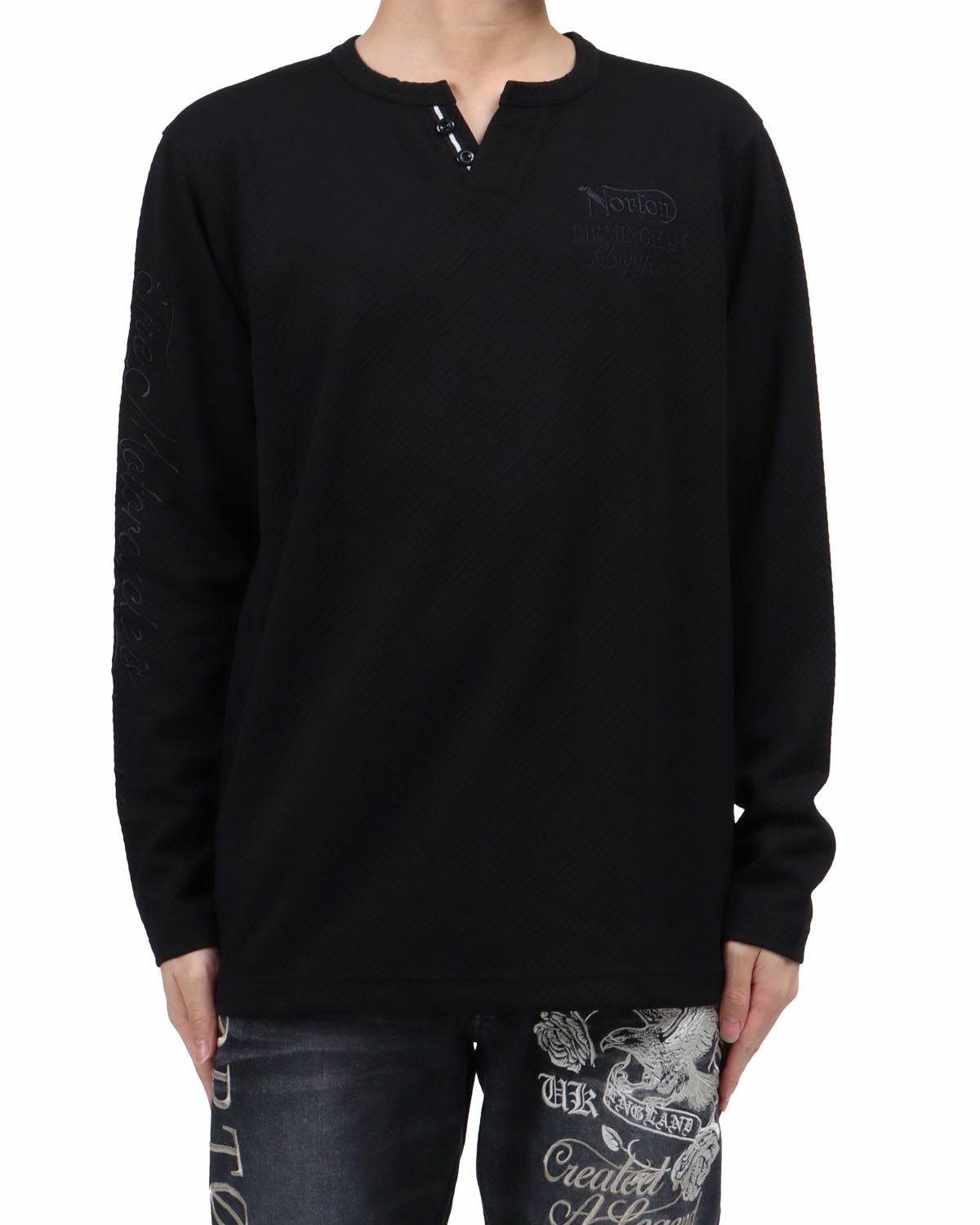 ブラック：173cm63kg(Lサイズ着用)