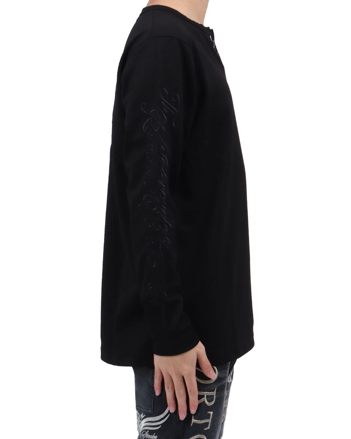 ブラック：173cm63kg(Lサイズ着用)