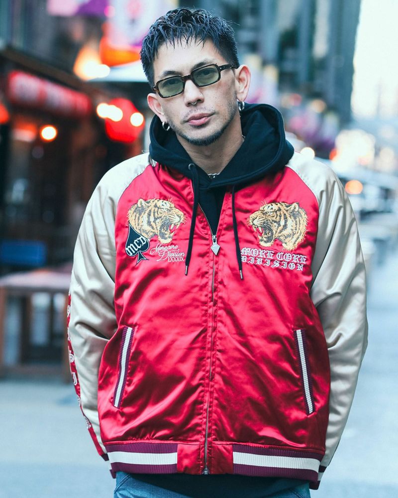 ワイン:183cm(XLサイズ着用)