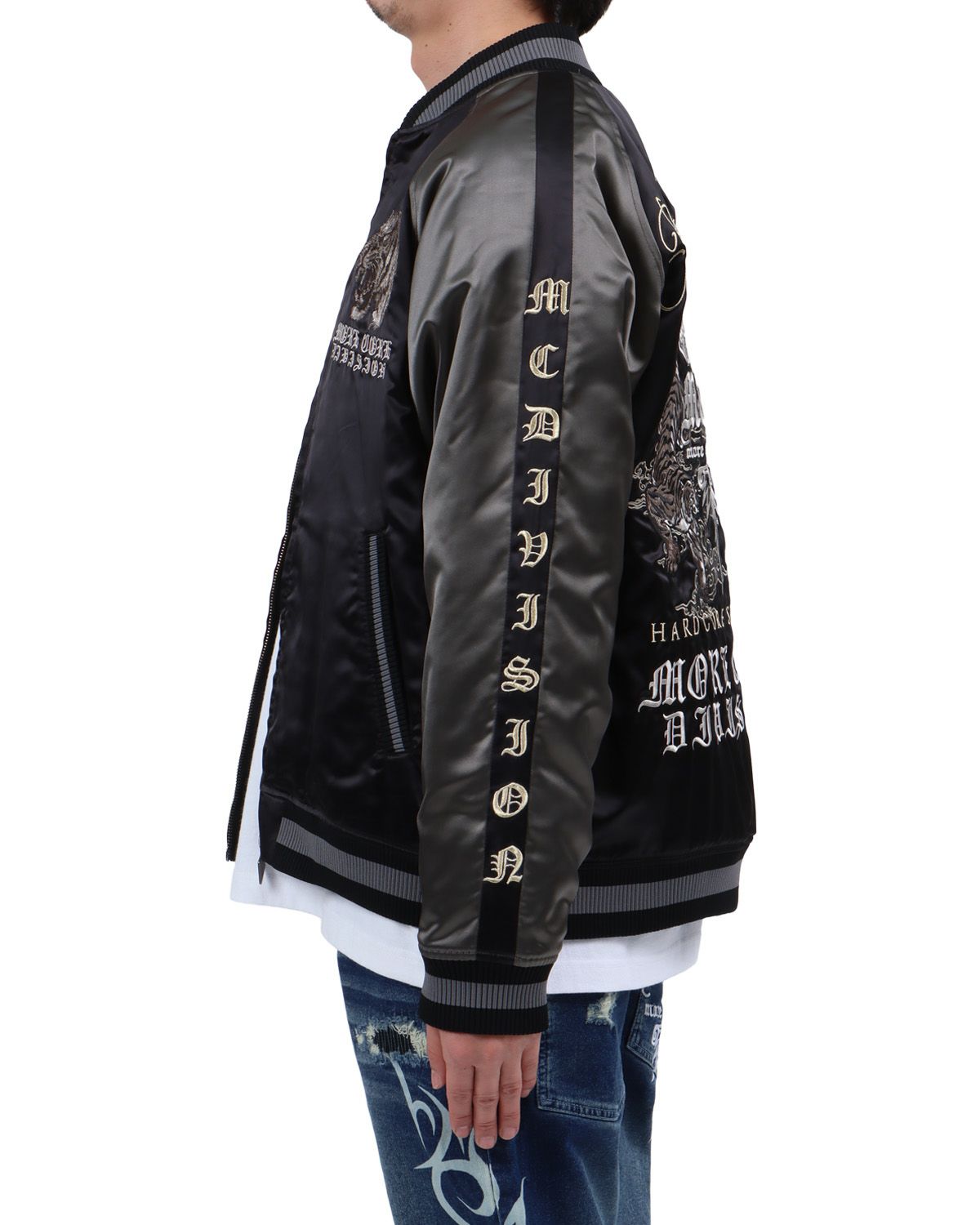 ブラック：174cm62kg(Lサイズ着用)