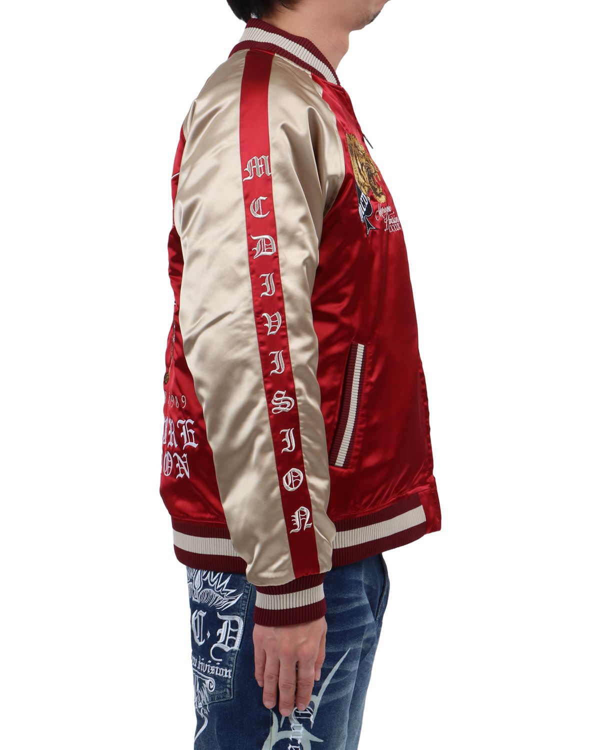 ワイン：174cm62kg(Lサイズ着用)