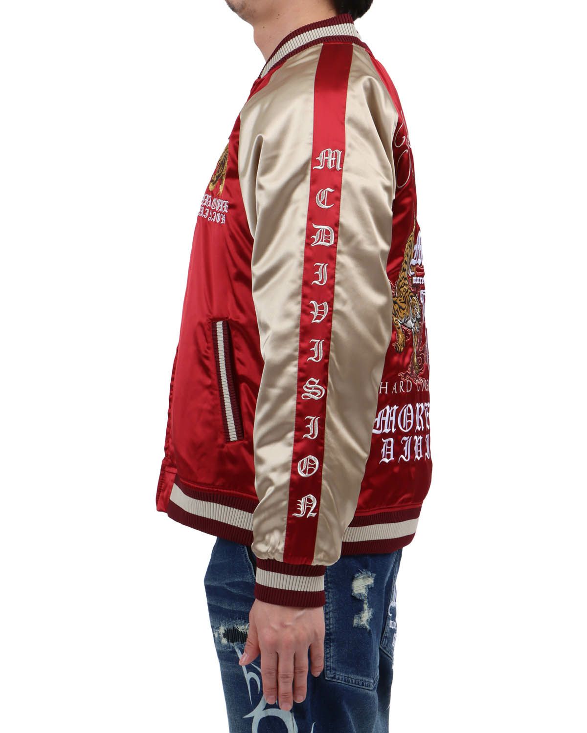 ワイン：174cm62kg(Lサイズ着用)