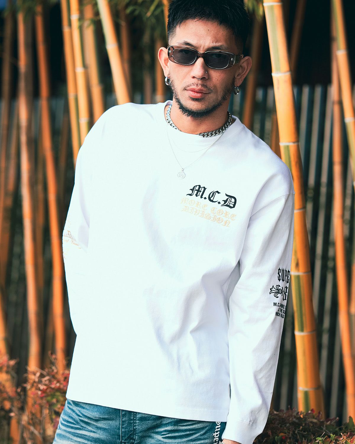 ホワイト:183cm(Lサイズ着用)