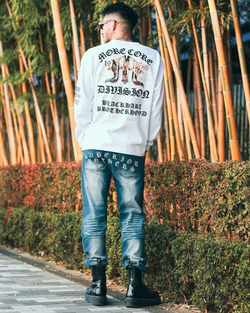 ホワイト:183cm(Lサイズ着用)