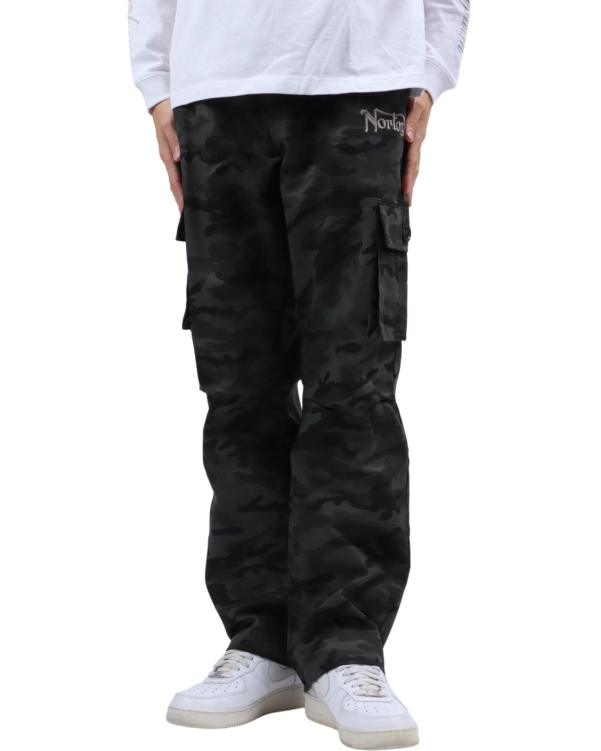 ブラック：183cm62kg(Lサイズ着用)