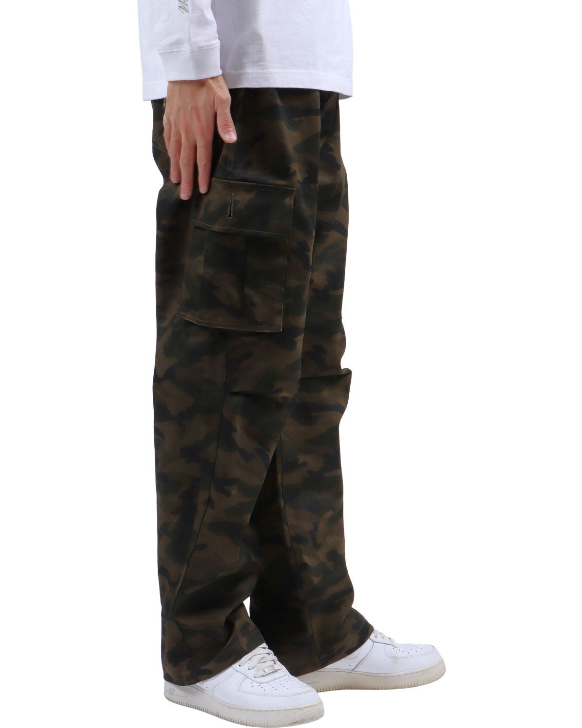 カーキ：183cm62kg(Lサイズ着用)