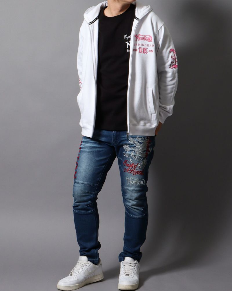 ホワイト：178cm/75kg(Lサイズ着用)