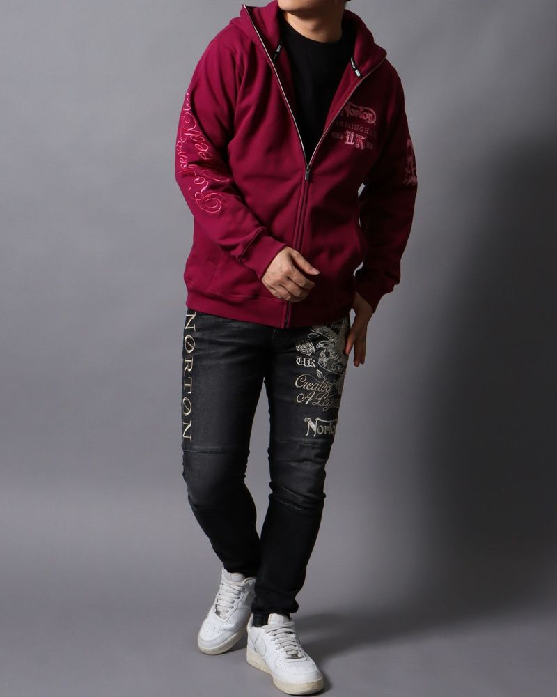 ワイン：178cm/75kg(Lサイズ着用)