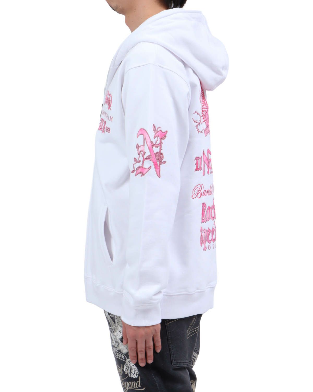 ホワイト：174cm62kg(Lサイズ着用)