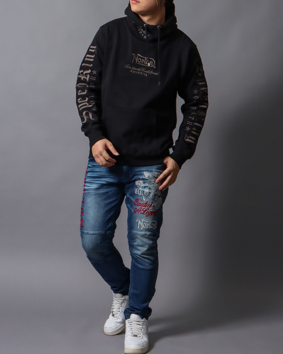 ブラック：178cm/75kg(Lサイズ着用)