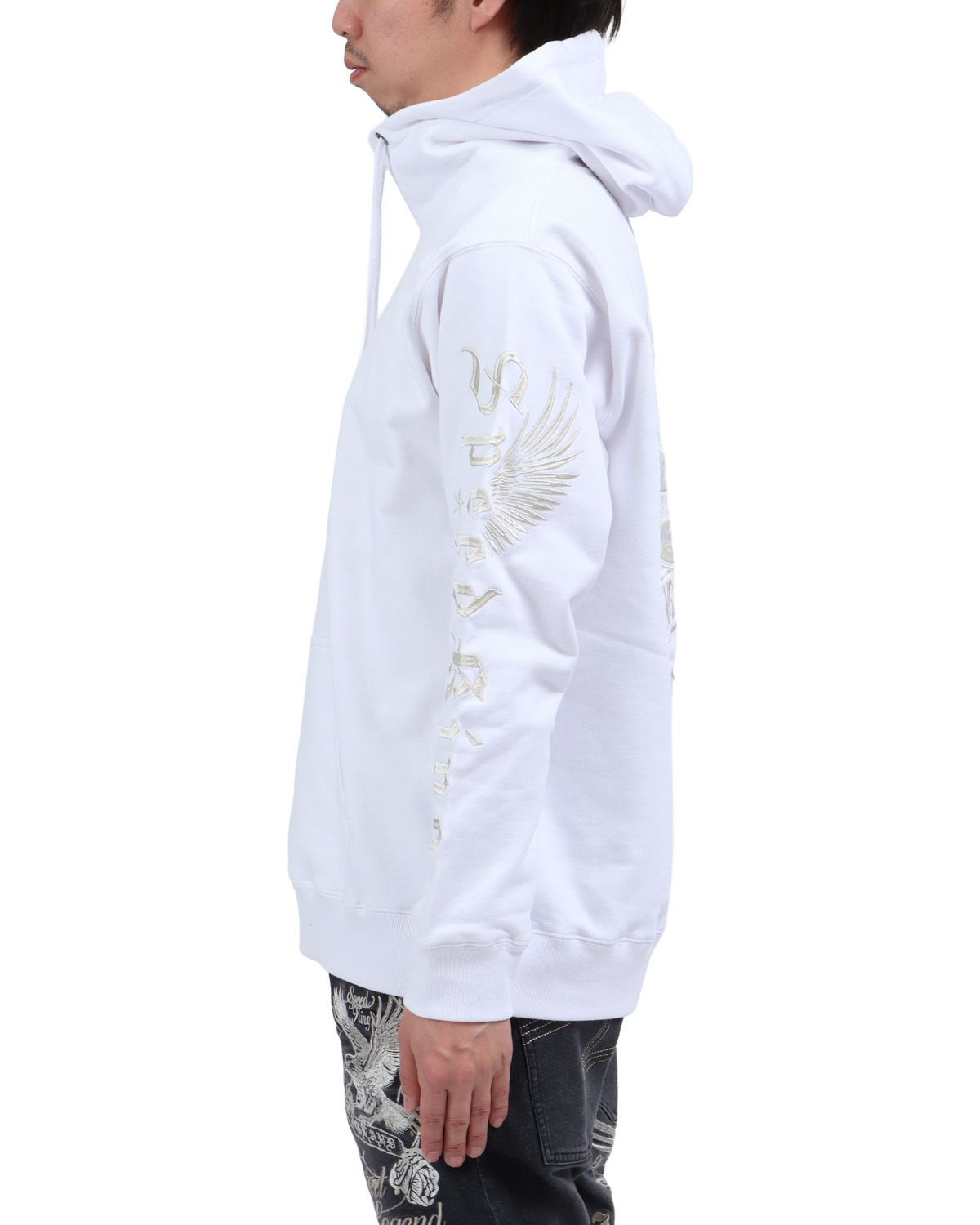 ホワイト：174cm62kg(Lサイズ着用)