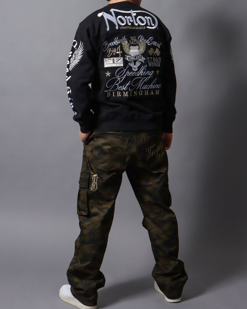 ブラック：178cm/75kg(Lサイズ着用)