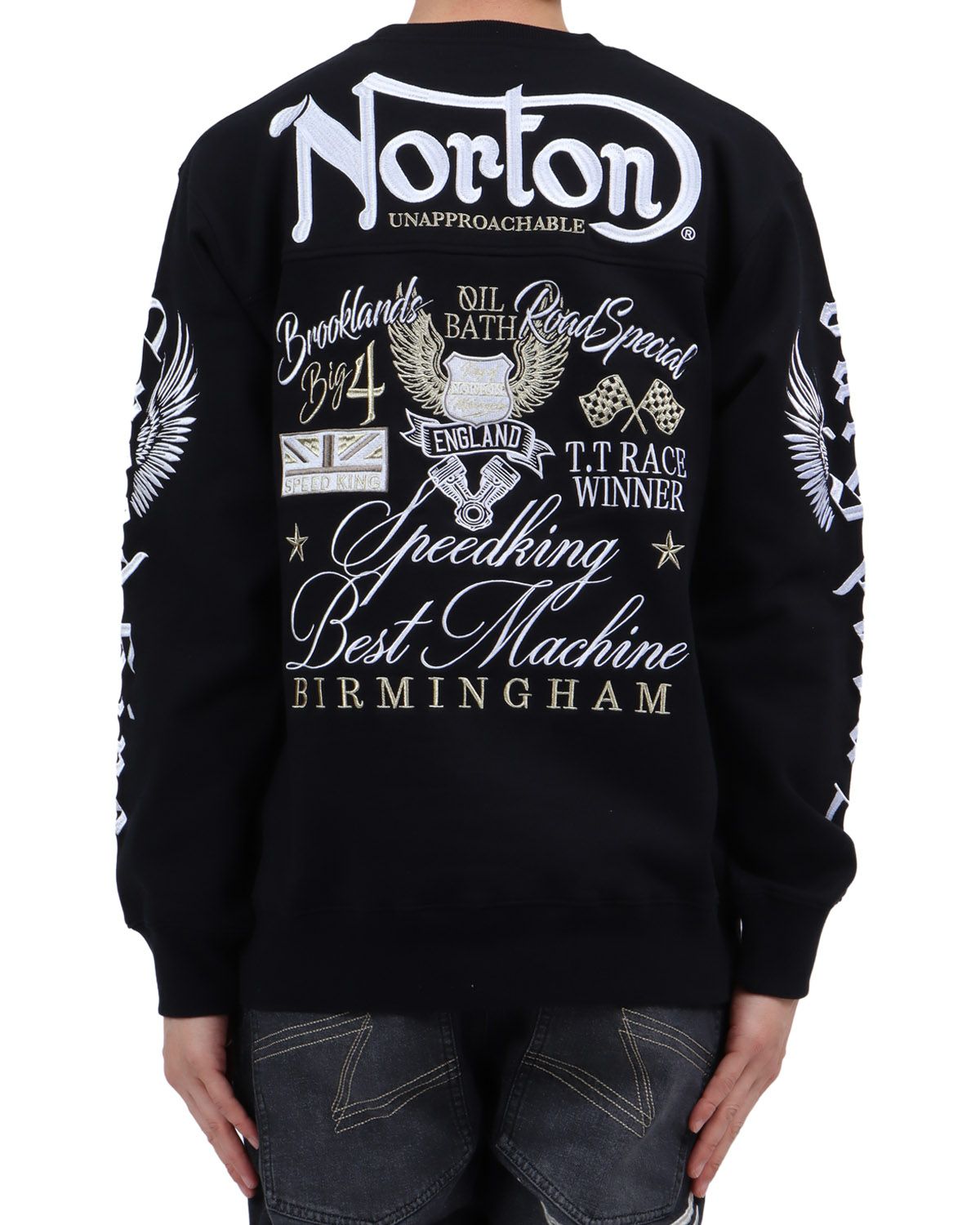 ブラック：174cm62kg(Lサイズ着用)